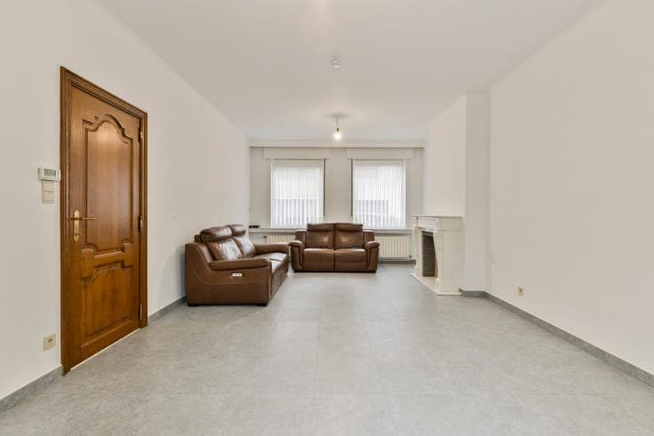Spacious house for sale with 6 bedrooms in Blankenberge cent