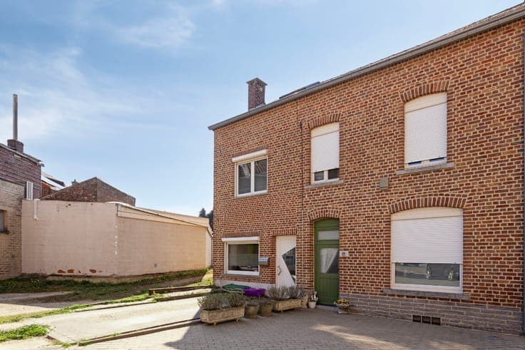 Ideal starter home with 3 bedrooms in Bost
