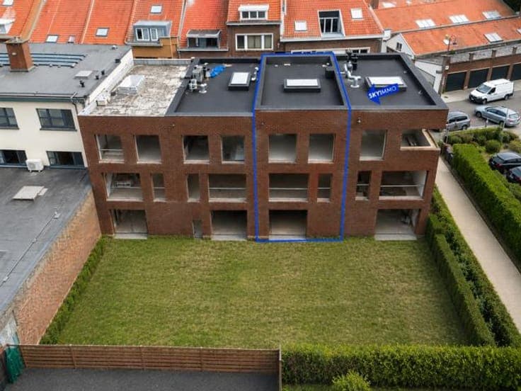BERCHEM - 4 BEDROOMS - GARDEN & GARAGE
