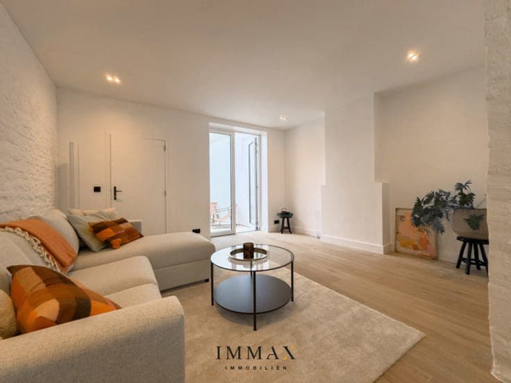 Charming, fully renovated townhouse in a quiet location