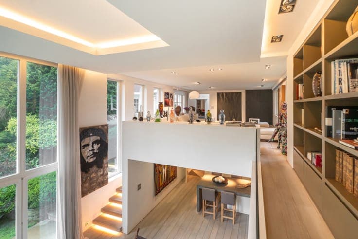 Prince d’Orange – Architect-designed villa on 56 acres south