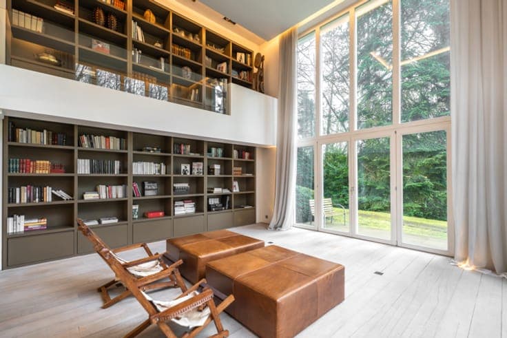 Prince d’Orange – Architect-designed villa on 56 acres south