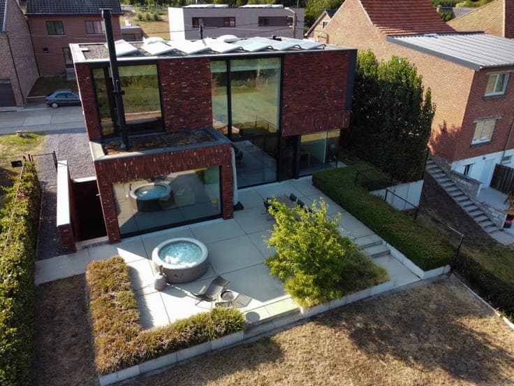 House in Heers