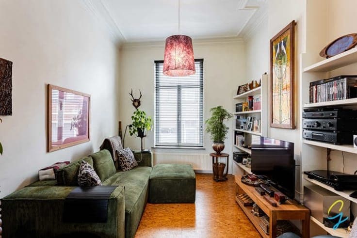 For Sale: Authentic Move-in Ready Townhouse with City Garden
