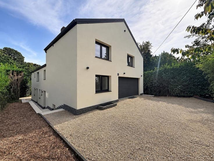 Nice completely renovated 5 bedrooms villa