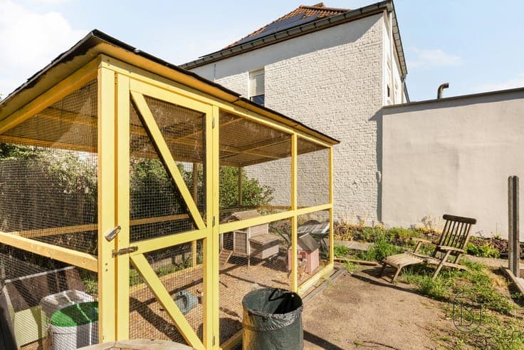 Gezellige instapklare woning met 3 slpk, koer en tuintje