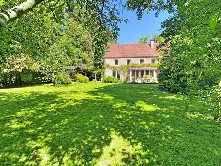 Belle propriété avec appartement