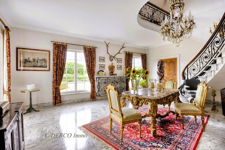 discreet location, quiet, unique plot up to 61,000 m2