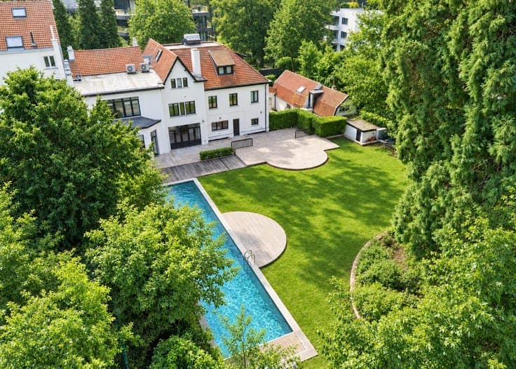 Observatoire neighbourhood – Renovated villa with garden and
