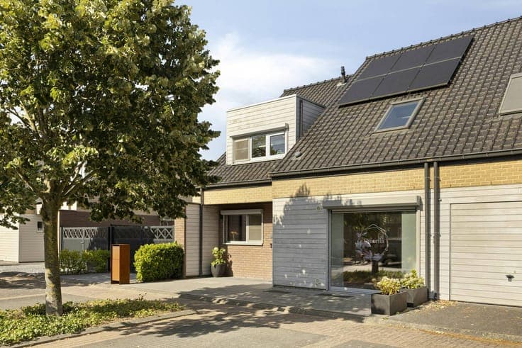 Fully move-in ready, energy-efficient 3-bedroom home