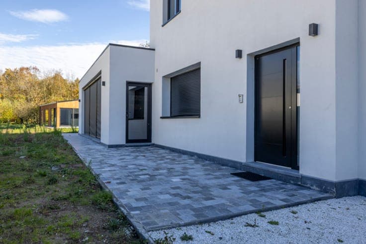 Beautifully renovated house with outbuilding in Heusden