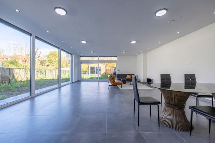 Beautifully renovated house with outbuilding in Heusden