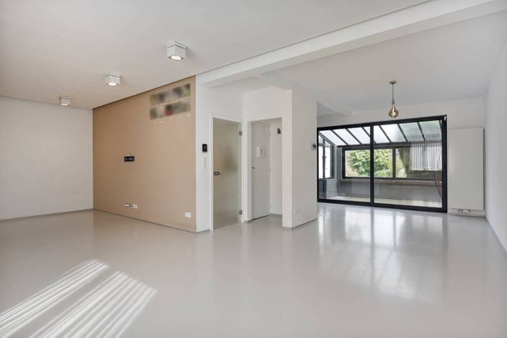 House with 4 bedrooms, garage and garden in Wemmel
