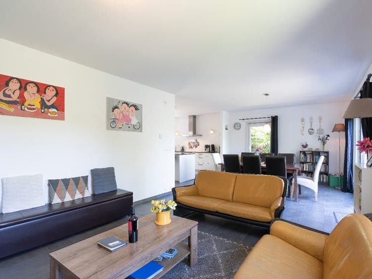 Detached house covering 24 ares and a view in Bouillon