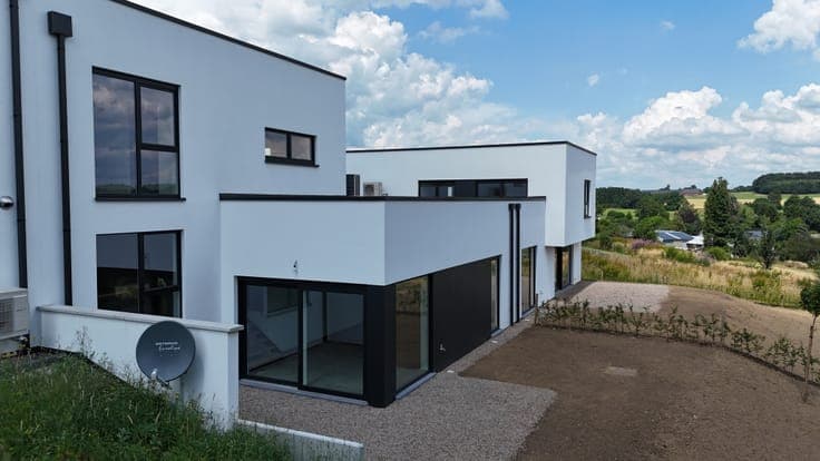 Voll fertiggestelltes Haus zu verkaufen, in der Nähe von Lux