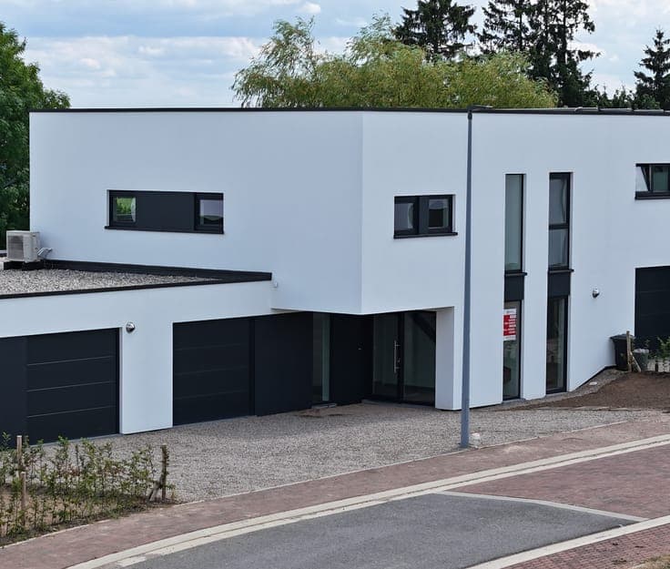 Voll fertiggestelltes Haus zu verkaufen, in der Nähe von Lux