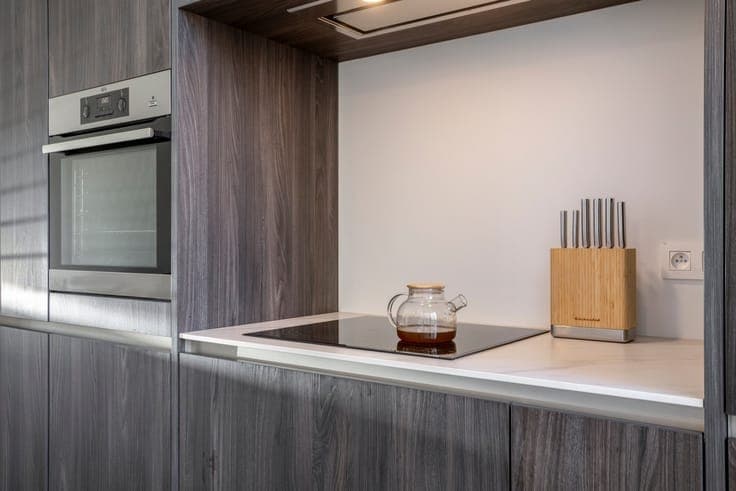 Totaal gerenoveerde woning in rustige, groene omgeving