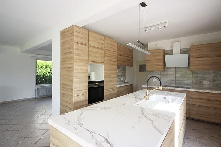 Move-in-ready, energy-efficient home with a sunny garden