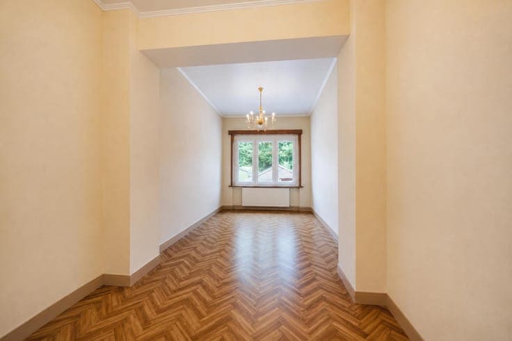 3-bedroom house with a terrace near downtown