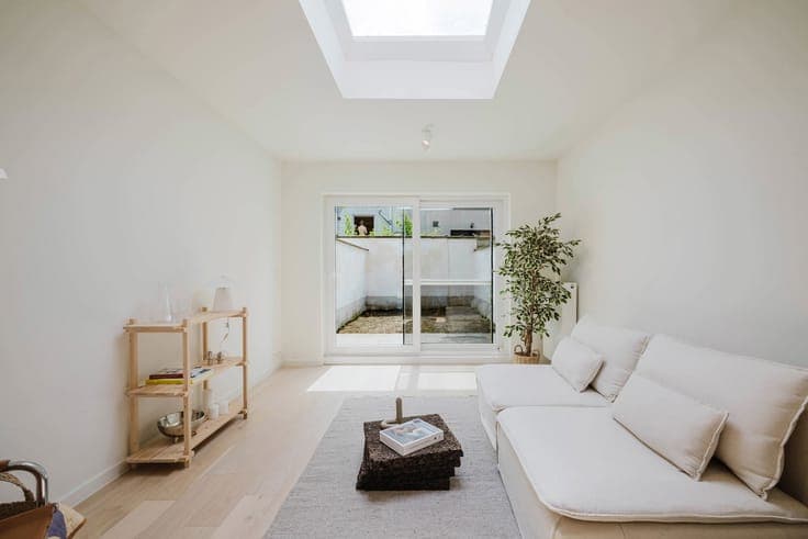 Gerenoveerde woning met 4 slpk te koop in Gent