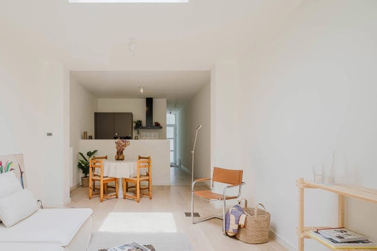 Gerenoveerde woning met 4 slpk te koop in Gent