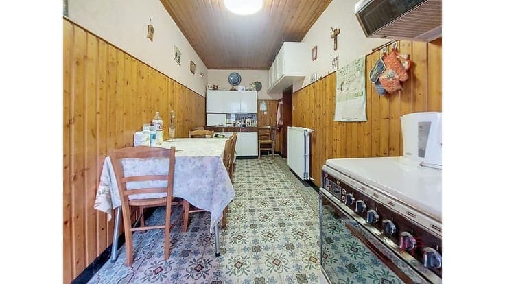 Viager -Fermette en pierre du pays, avec Jardin et garage-gr