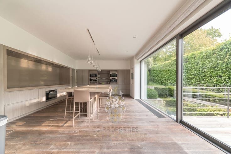 Prince d’Orange – Elegant Corbiau house with swimming pool