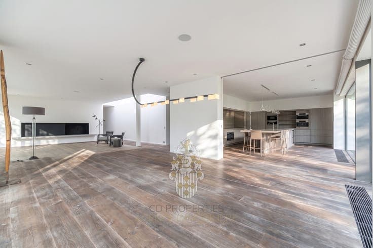 Prince d’Orange – Elegant Corbiau house with swimming pool