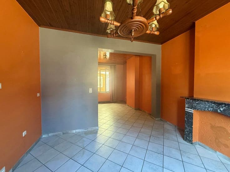 Charming house to renovate in Liège