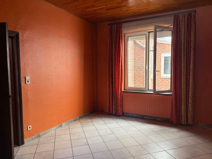 Charming house to renovate in Liège