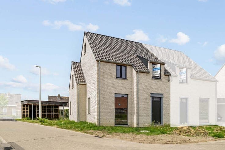 Energiezuinige halfopen nieuwbouw