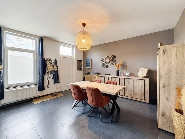 House in Famillereux