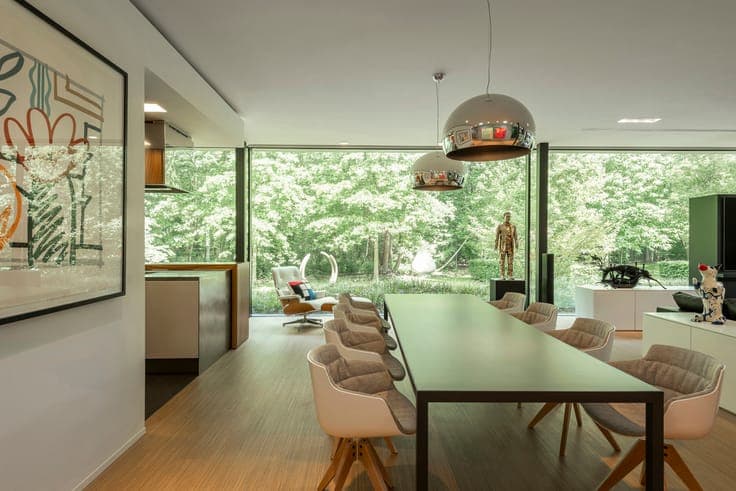 Exceptional design villa on a 3-hectare estate