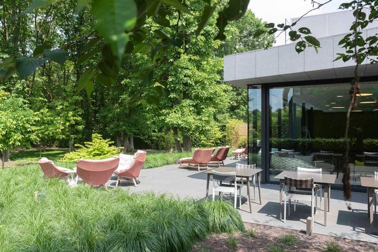 Exceptional design villa on a 3-hectare estate