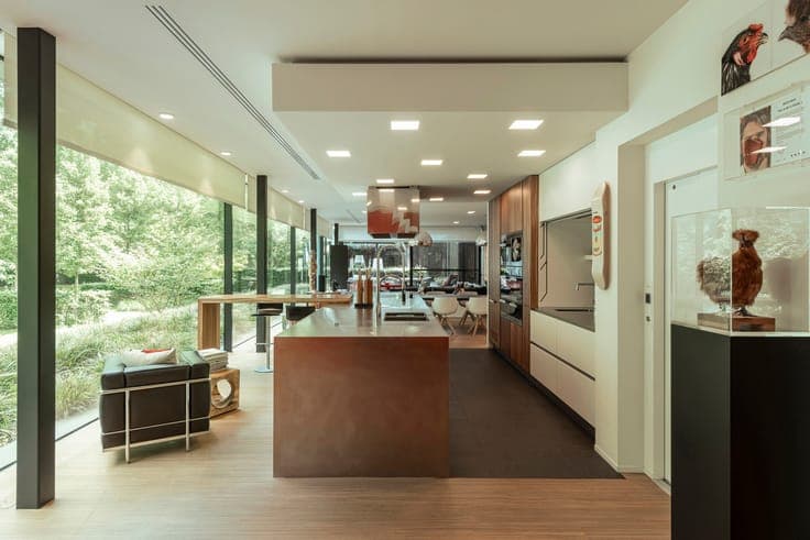 Exceptional design villa on a 3-hectare estate