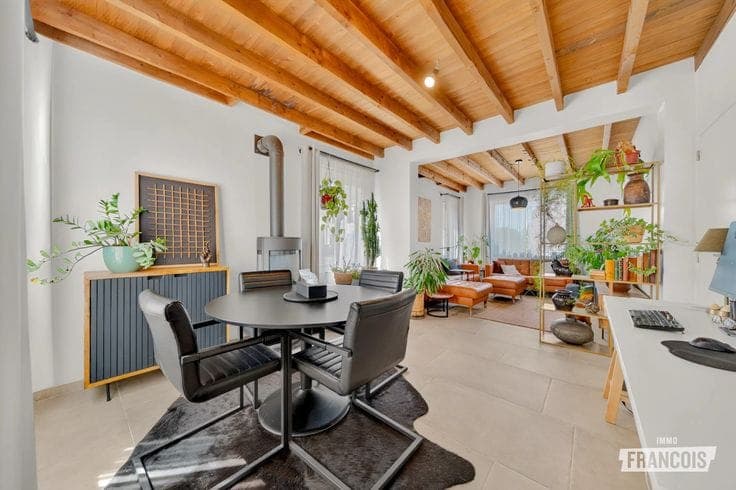 Charming, renovated home with a beautiful garden and 2 bedr…