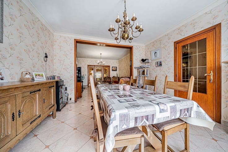 L'évidence vous propose .. 0499/38.93.42