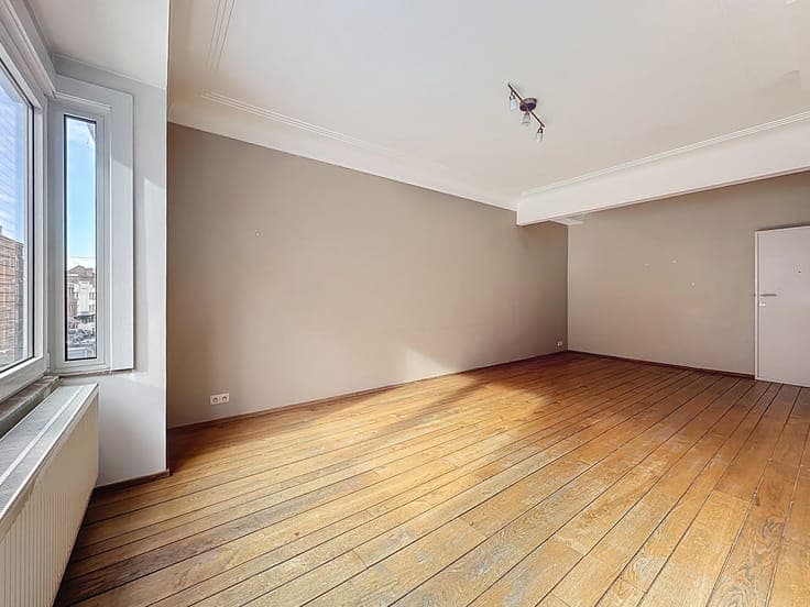 Investment property - 3 recognized units