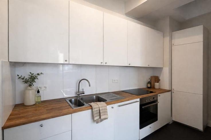 Morichar / Parme – Corner building, ±605 m²