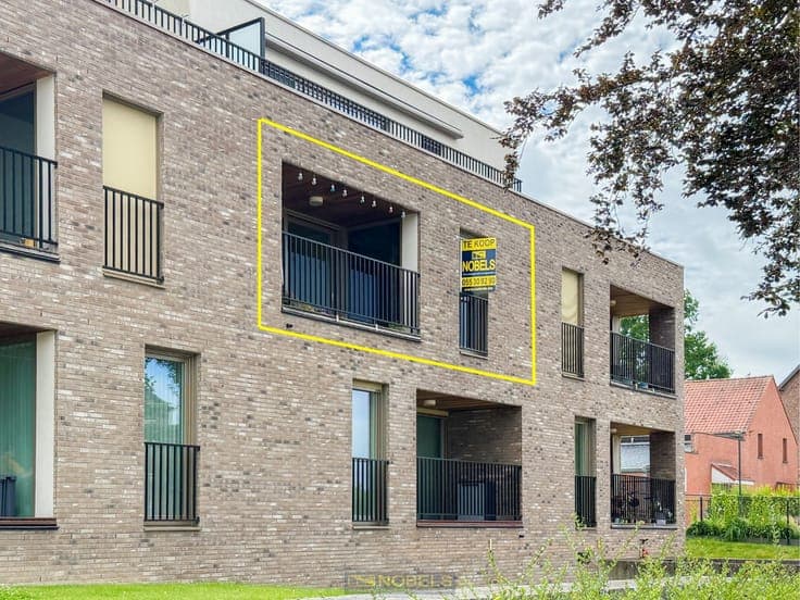 Te koop, assistentieflat in recente residentie aan de ker...