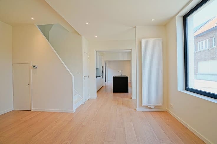Volledig gerenoveerde woning in hartje Bornem ‒ instapkla...