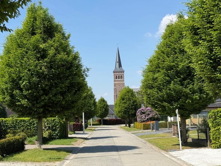 Prachtige vernieuwbouw met zonnige tuin op TOPLIGGING!