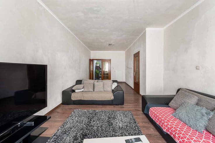 Renovated family home · 3 bedrooms · 179 m² · Garage · Boom
