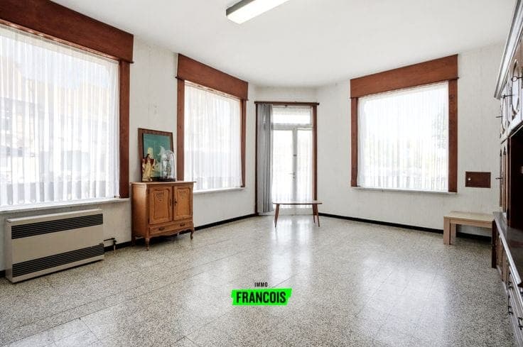 Renovation project for sale in Nieuwkerke!