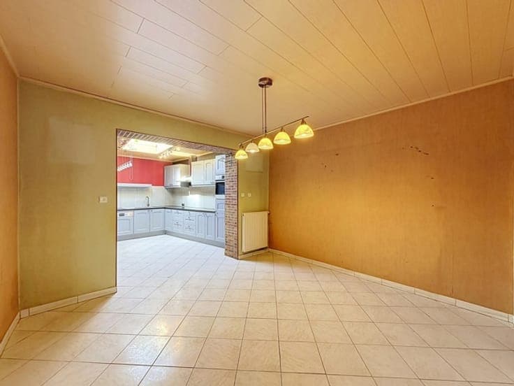 House in Charleroi Montignies-sur-Sambre