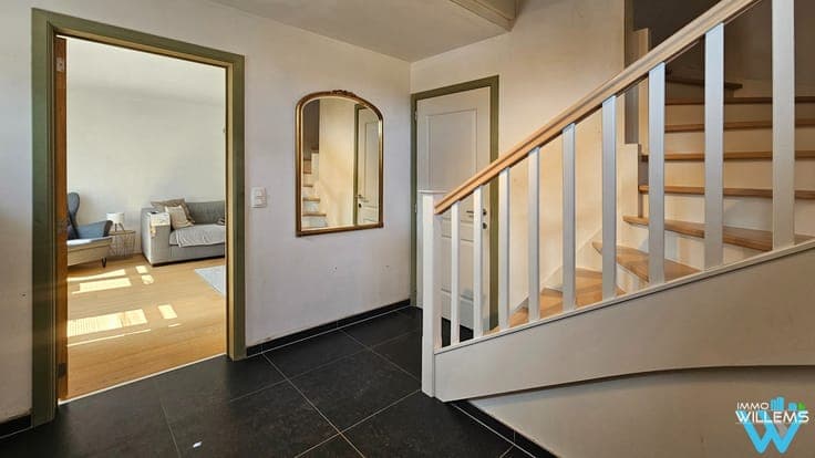 Nice and well maintained house in a quiet neighborhood.