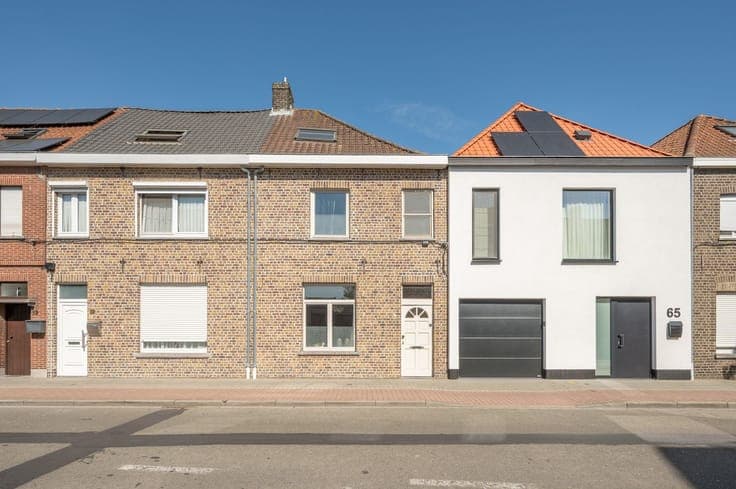 Lichtrijke stadswoning met terras en tuin