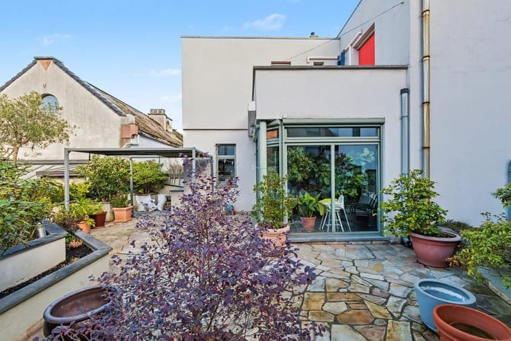 House with garage near Flagey