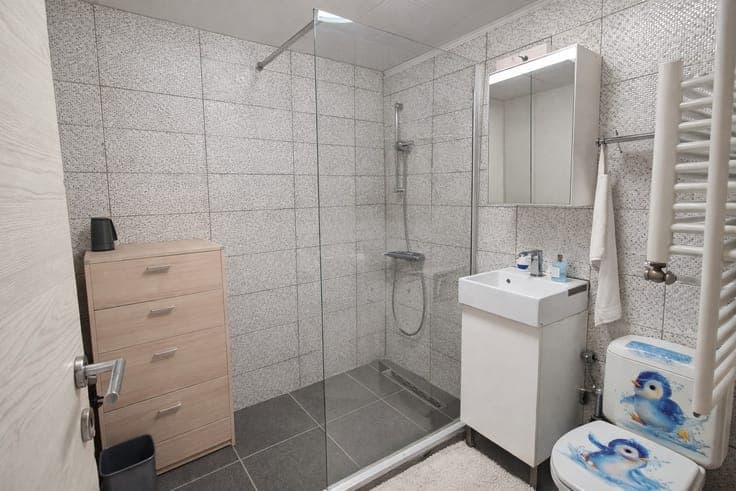 Centraal gelegen ruime gezinswoning met 4 slaapkamers, ke...
