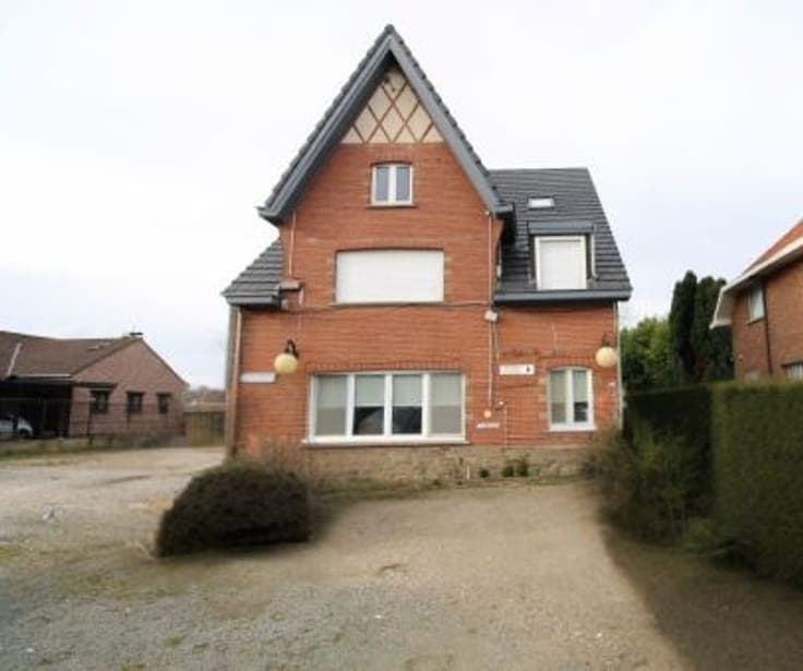 Very nice house - former restaurant